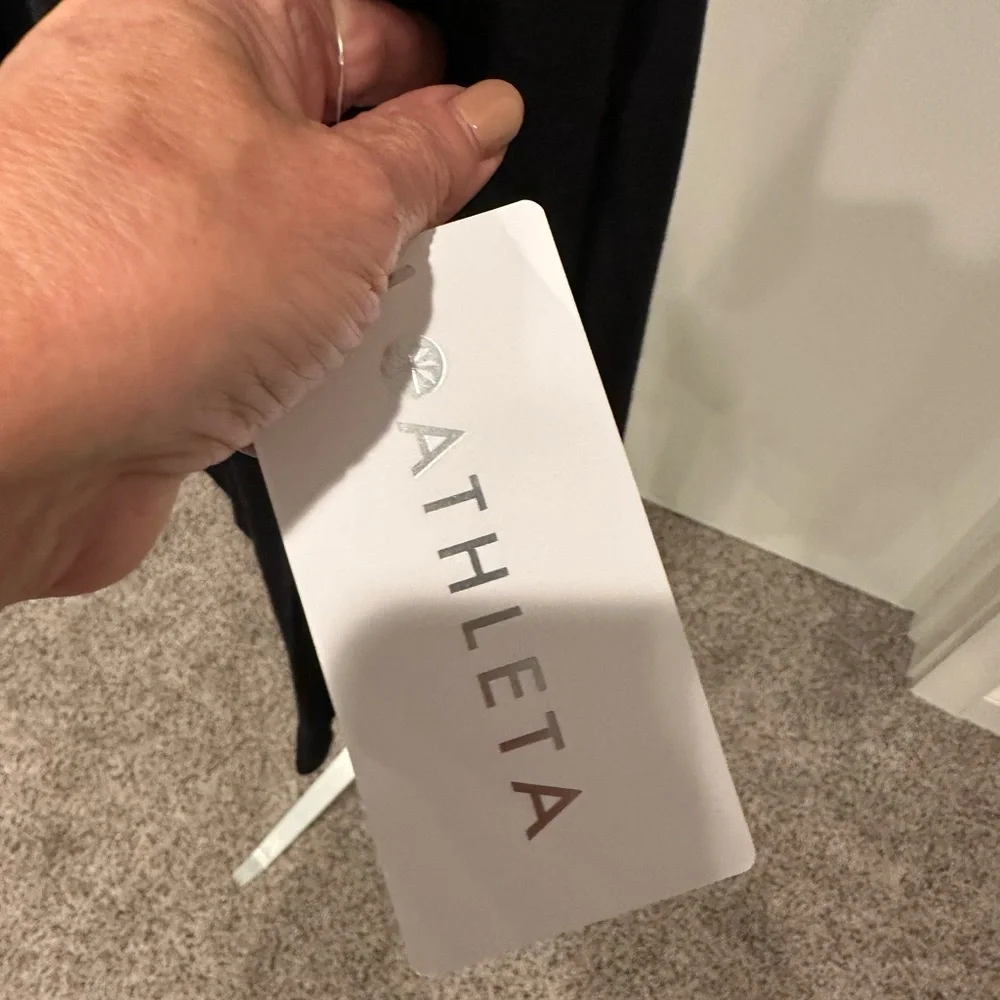 Athleta Women’s Black Pranayama Restore Wrap Sz. XL - NWT - Picture 7 of 9